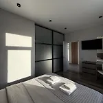 Board Apartman