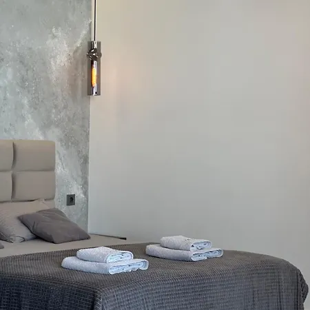 Apartment Board Odesa